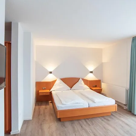Butjadinger Hof 2*
