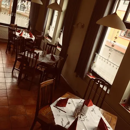 Hotel Butjadinger Hof 2*