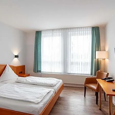 Butjadinger Hof 2*