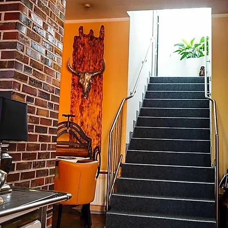 Hotel Butjadinger Hof 2*