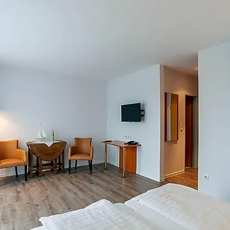 Szálloda Butjadinger Hof 2*